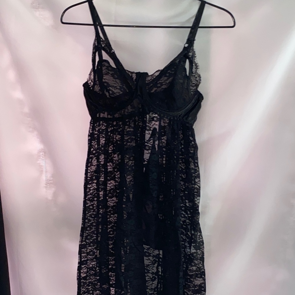 NWT CACIQUE SERIOUSLY SEXY Elegant Black Lace Nightgown & Panty set size 14/16‎